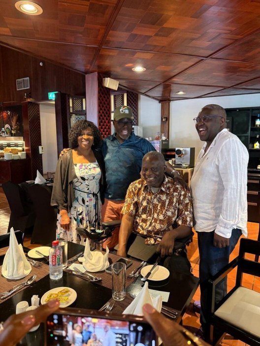 PRESEC classmates from the UGMS Class of 1988.