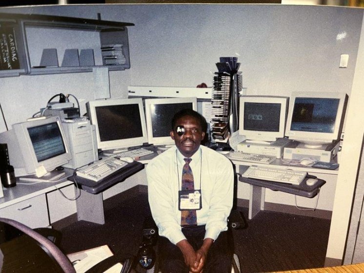 Nuclear medicine reading room, Ann Arbor VA, 2000.